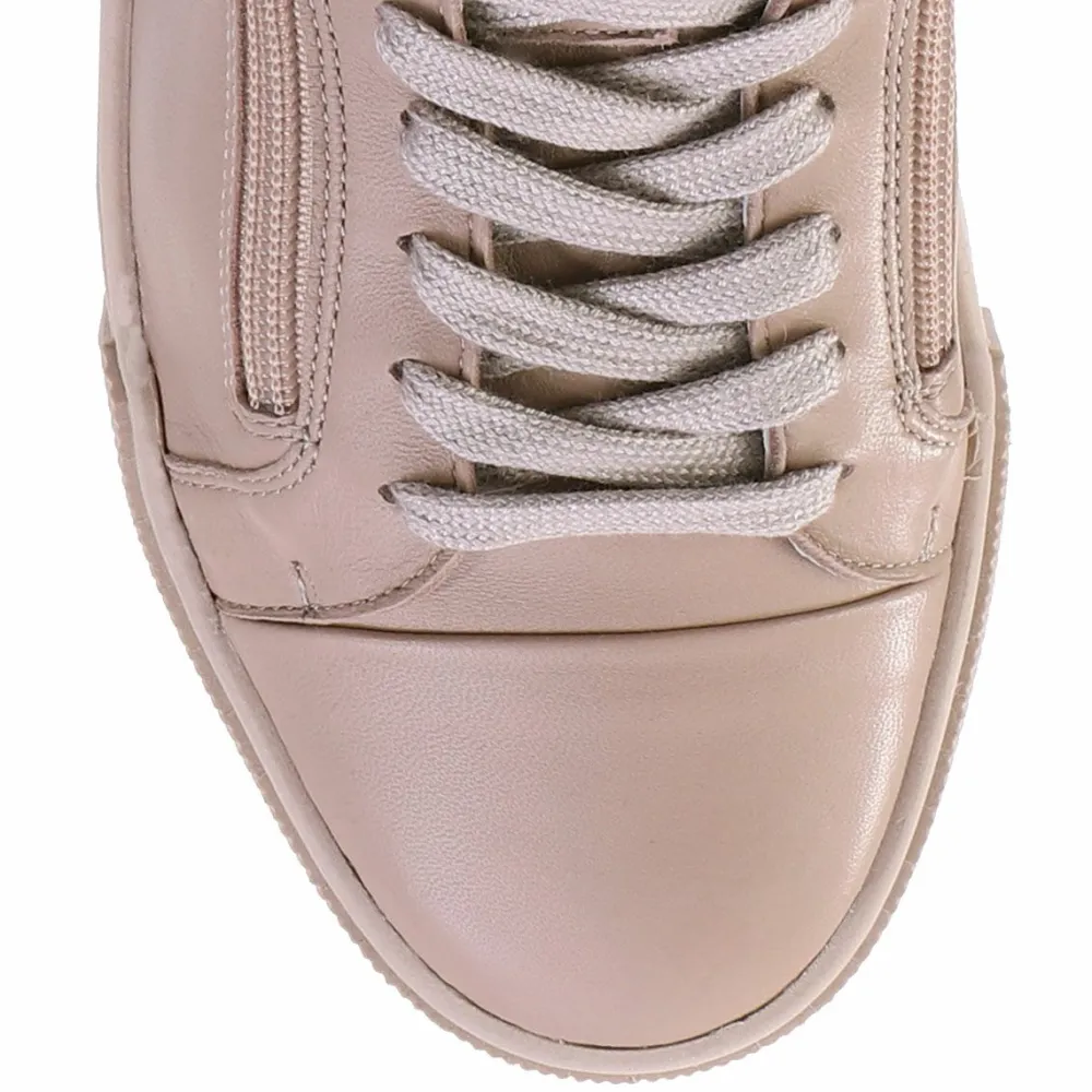 Outlet Comfy Women Sneakers
