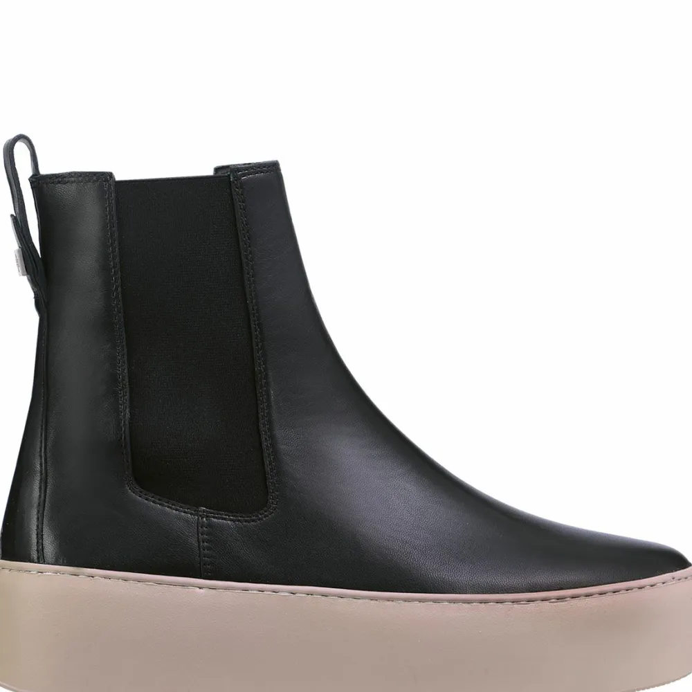 New Connor Women Booties