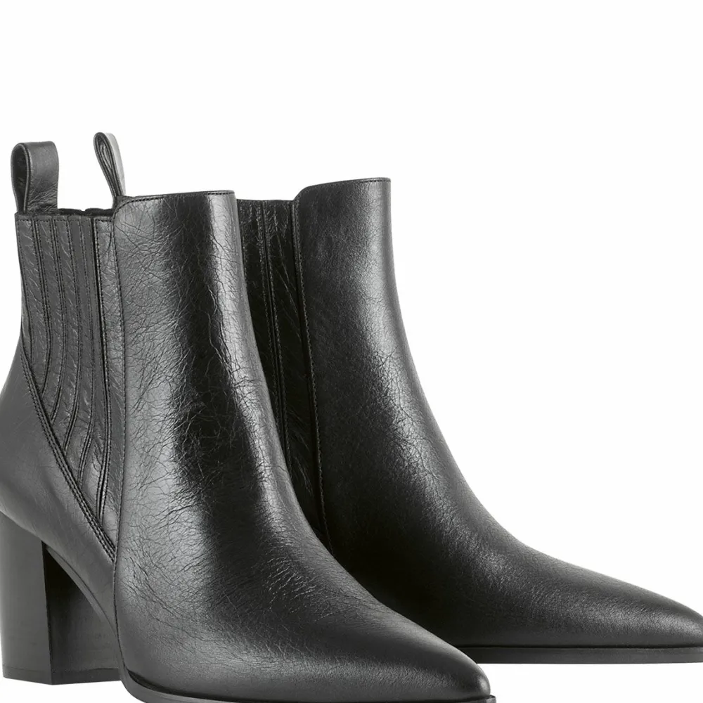 Cheap Luke Women Booties