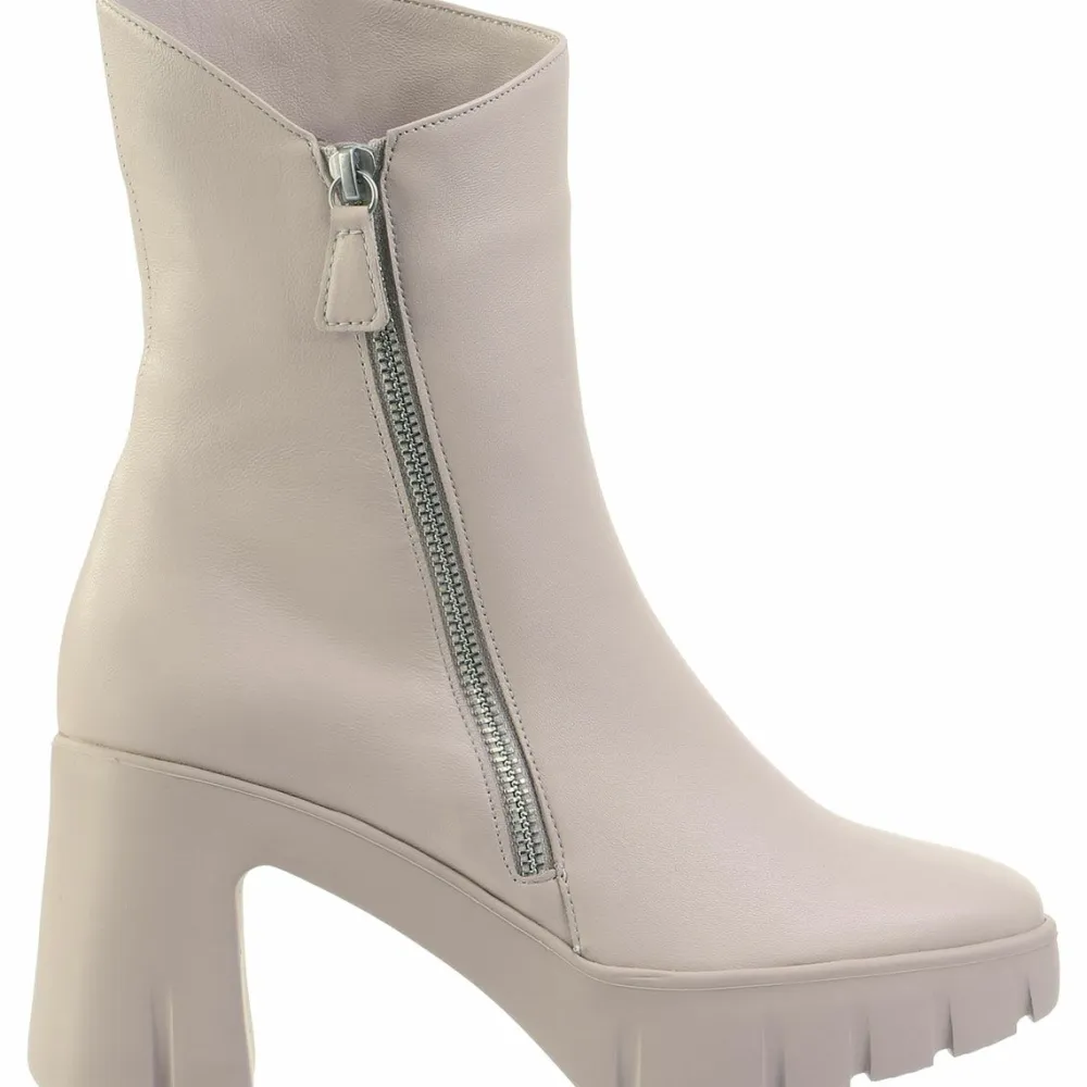 Shop Manon Women Booties
