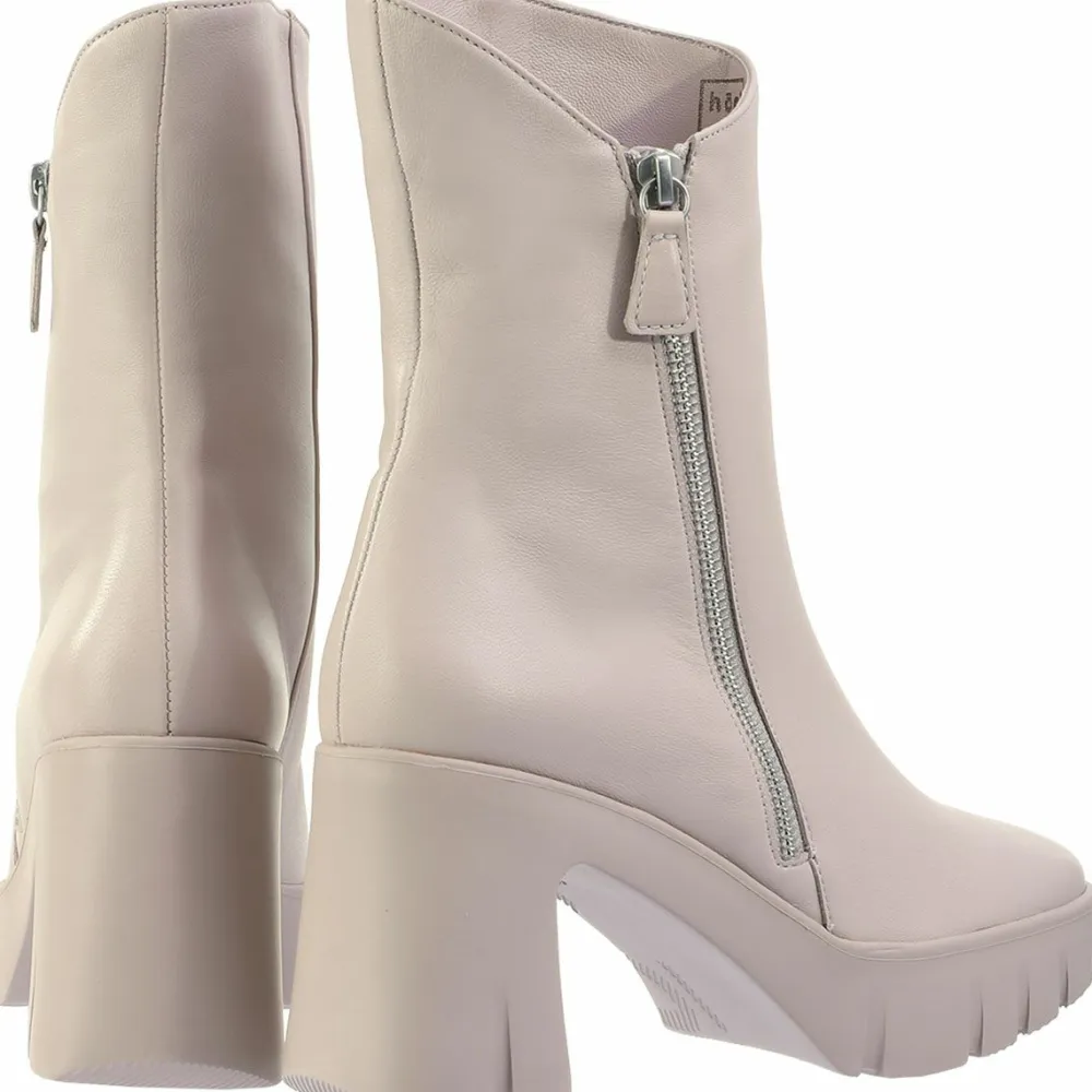 Shop Manon Women Booties